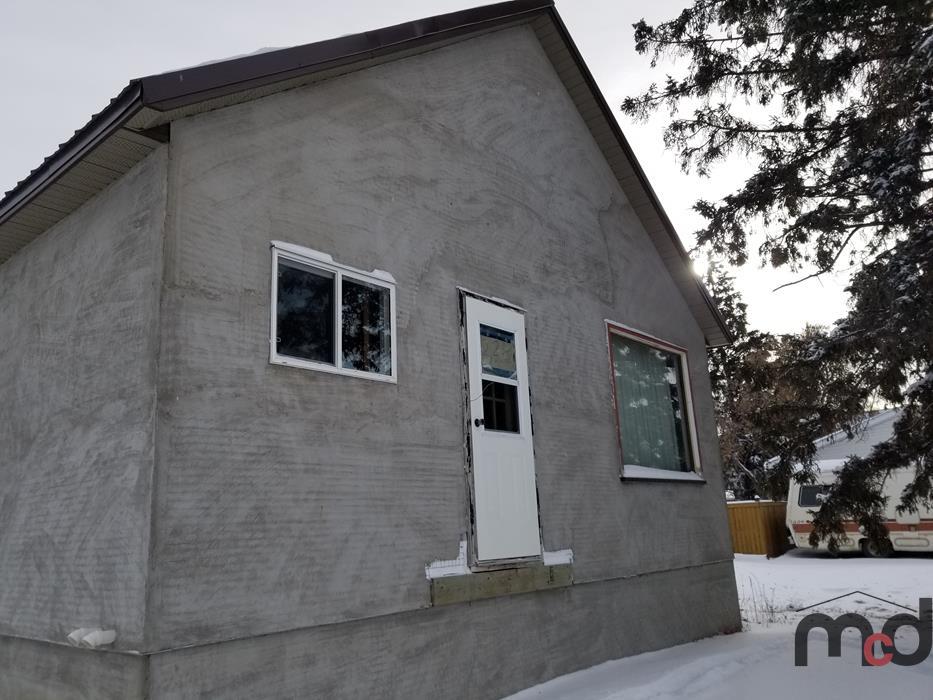 223 MAIN STREET, LIPTON, SK REAL ESTATE Viewing on February 1, 2024